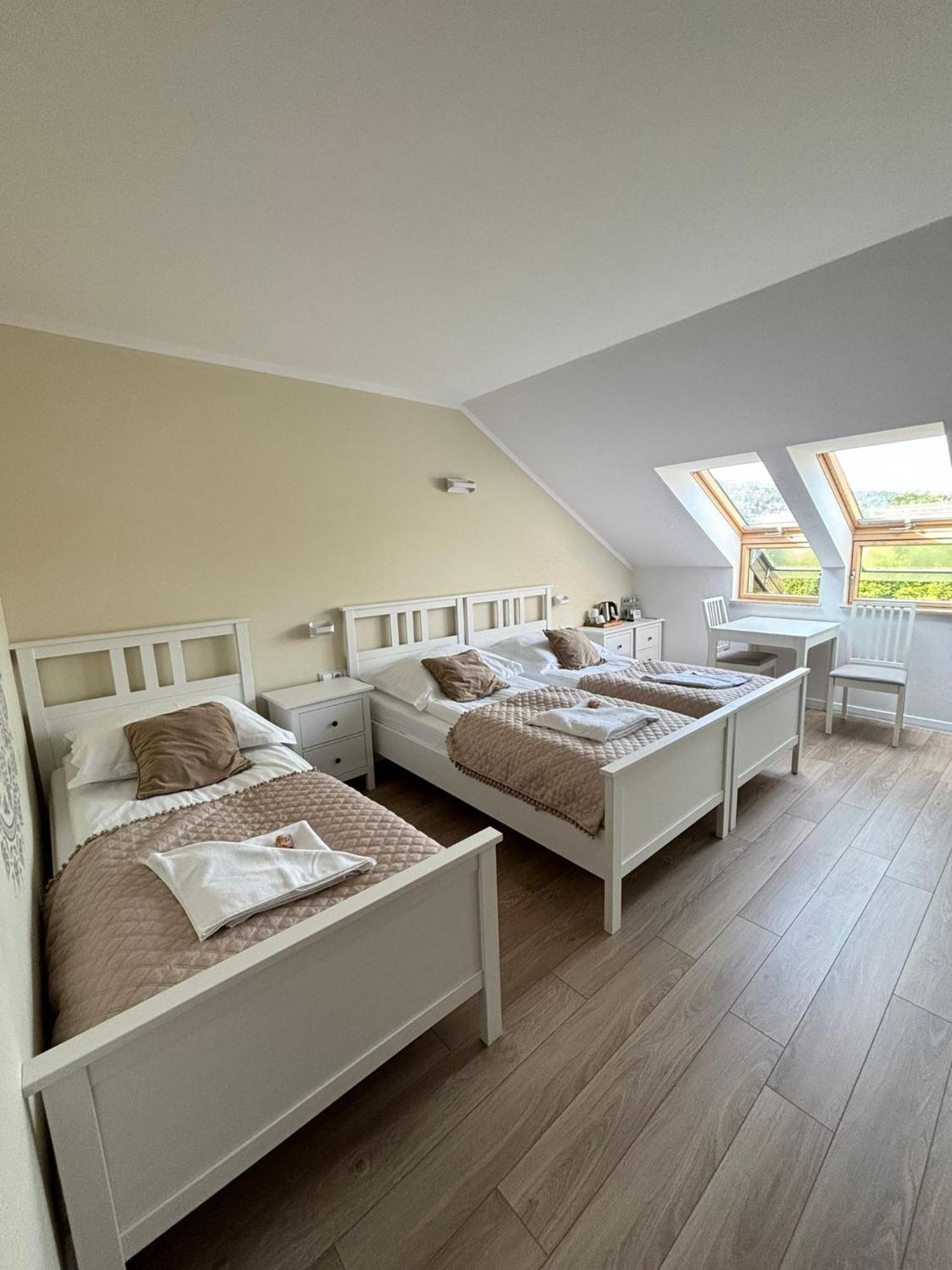 Bed and Breakfast Jasminowe Ogrody Щирк Экстерьер фото